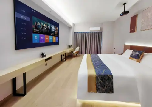 豪华投影双人卧室（100英寸屏幕，席梦思乳胶床垫）