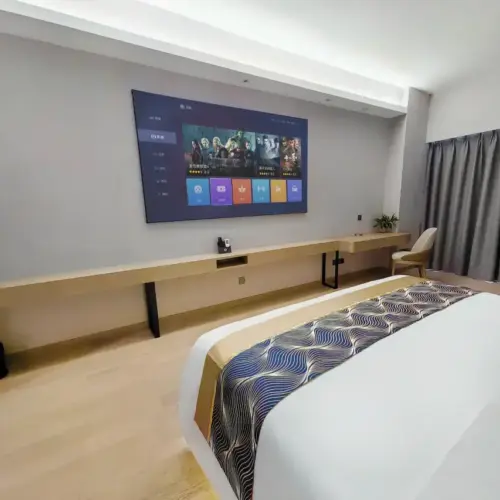 豪华投影双人卧室（100英寸屏幕，席梦思乳胶床垫）