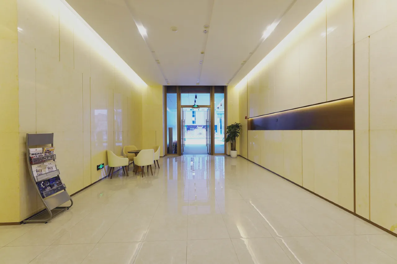 逸铂酒店珠海拱北口岸富华里店 (1)